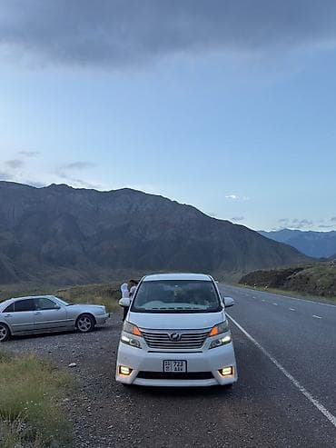 Toyota Vellfire: 2011 г., 2.4 л, Автомат, Бензин, Минивэн