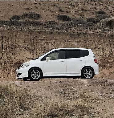 Транспорт: Honda Fit: 2003 г., 1.5 л, Вариатор, Бензин, Хэтчбэк — 3