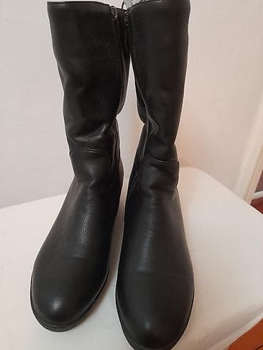 Сапоги женские зимние. НОВЫЕ!
40 размер at lalafo.kg Сапоги женские зимние. НОВЫЕ!
40 размер