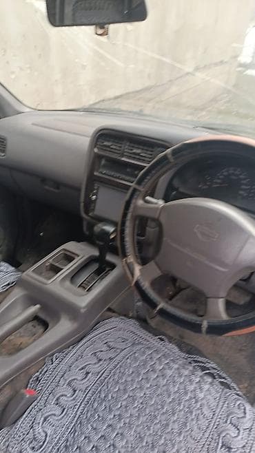 сидения на нексия: Nissan Serena: 1998 г., 2 л, Автомат, Бензин, Минивэн — 6