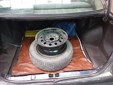авто краска: Volkswagen Jetta: 1990 г., Ручные, Седан — 7