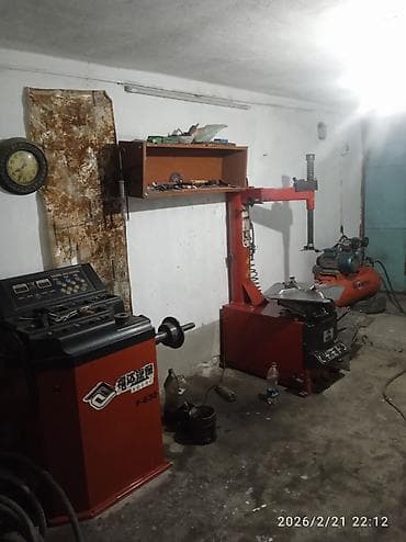 Шиномонтажное оборудование комплектом - Станок для монтажа/демонтажа