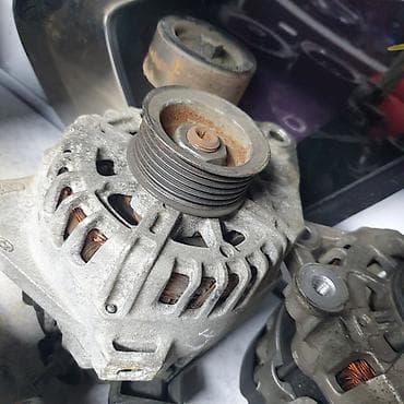 Генератор Hyundai 2017 г., Б/у, Оригинал