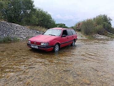 Volkswagen Passat: 1991 г., 1.8 л, Механика, Бензин, Универсал — 1
