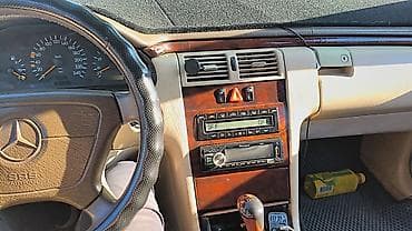 mercedes 212: Mercedes-Benz E-Class: 1996 г., 2 л, Механика, Бензин, Седан — 8