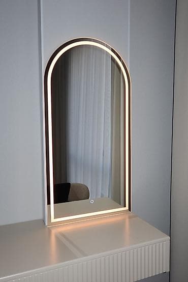 Настенное/настольное зеркало с подсветкой Абсолютно новое! Не подошло