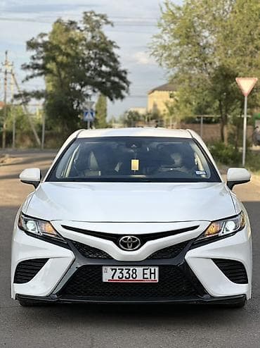 накладка камри: Toyota Camry: 2020 г., 2.5 л, Автомат, Бензин, Седан — 3