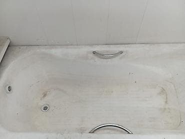 marvel legends: Чугунная ванна с двумя хромированными поручнями - Материал: чугун — 1