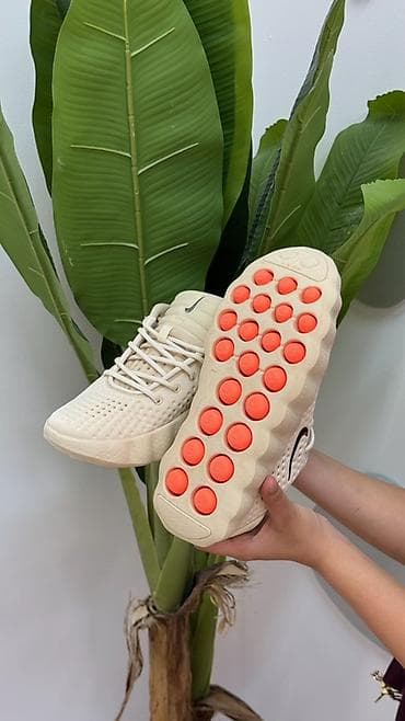 обувь мюли: Мужские кроссовки, 38, Nike, Новый, цвет - Бежевый, Самовывоз, Платная доставка — 1