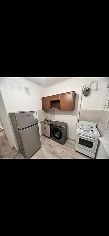 комната с подселением ошский рынок: 2 комнаты, 50 м², 104 серия, 4 этаж, Старый ремонт — 6