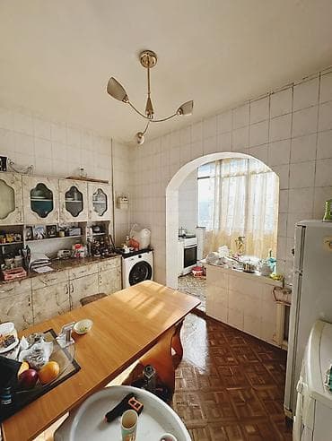 Гаражи: 1 комната, 35 м², 106 серия, 6 этаж — 2