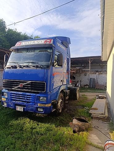Volvo: Тягач, Volvo — 1