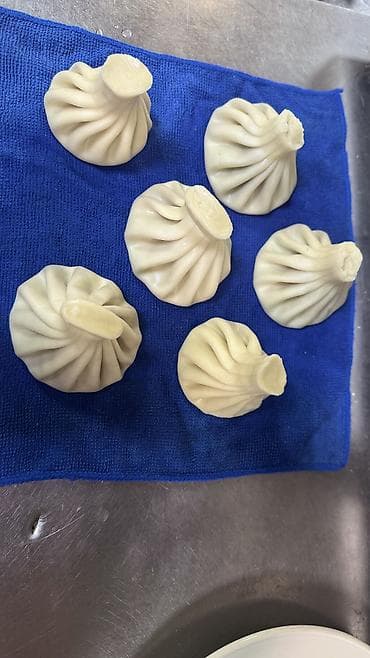 лепка манты: Хинкали ручной лепки (сырые, замороженные) - Классическая форма с — 2