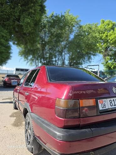 vw: Volkswagen Vento: 1993 г., 1.8 л, Механика, Бензин, Седан — 6