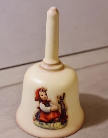 стоимость фарфоровых статуэток: Колокольчик. Материал: Фарфор Производитель : Goebel (Германия) — 1