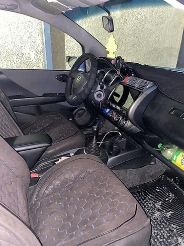 honda djaz: Honda Jazz: 2002 г., 1.3 л, Механика, Бензин, Хэтчбэк — 6