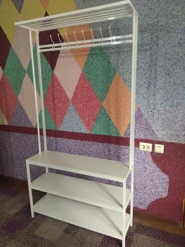 Вешалки прихожка