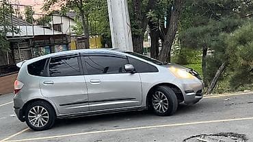 215 2f55 2f17: Honda Jazz: 2010 г., 1.4 л, Автомат, Бензин, Хэтчбэк — 6