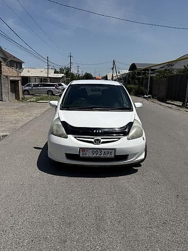 Honda Fit: 2004 г., 1.3 л, Вариатор, Бензин, Седан