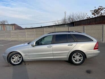 дом на колесах трейлер: Mercedes-Benz C-Class: 2002 г., 2.6 л, Типтроник, Бензиновая, Универсал — 5