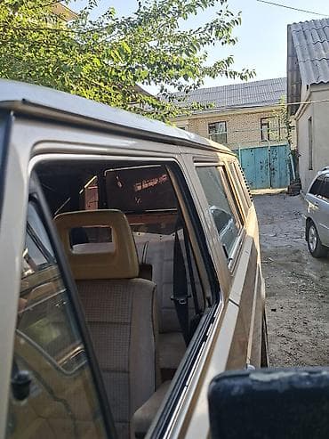 byd e3: Volkswagen Caravelle: 1988 г., Фургон — 7
