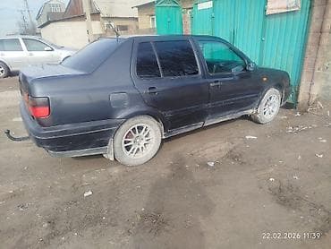 mazda 929: Volkswagen Vento: 1992 г., 0.2 л, Механика, Бензин, Седан — 2