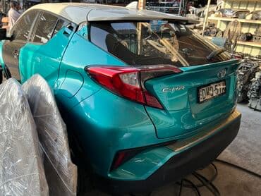 chr: Toyota, 2020 г., Б/у, Оригинал — 3