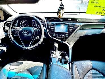 Транспорт: Toyota Camry: 2018 г., 2.5 л, Автомат, Бензин, Седан — 8