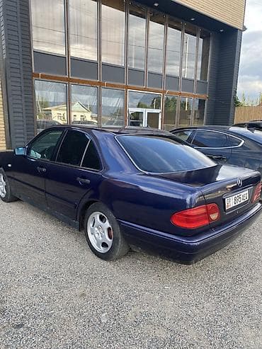 w210 2 6: Mercedes-Benz E-Class: 1999 г., 3 л, Автомат, Дизель, Седан — 3
