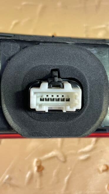 задние стоп: Другой вид стоп-сигнала Kia 2024 г., Б/у, Оригинал — 5