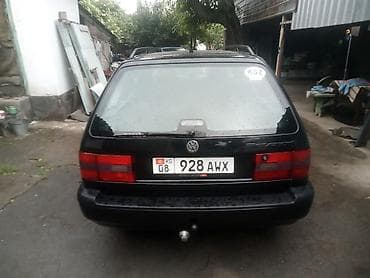 Volkswagen: Volkswagen Passat Variant: 1996 г., 2 л, Механика, Бензин, Универсал — 4