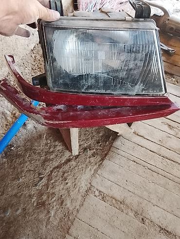 Передняя правая фара Mitsubishi 1998 г., Оригинал, Япония