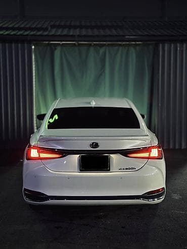 Lexus ES: 2020 г., 2.5 л, Автомат, Гибрид, Седан — 4