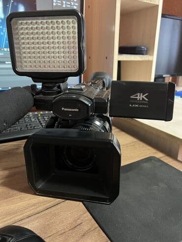 микра наушник: Профессиональная видеокамера Panasonic 4K (серия UX) - Запись в 4K — 3