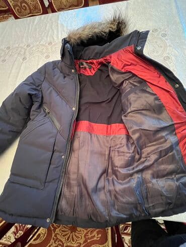 тойские платья: Теплая куртка примерно на возраст 8-9-10 зависит от тело сложения цена — 2