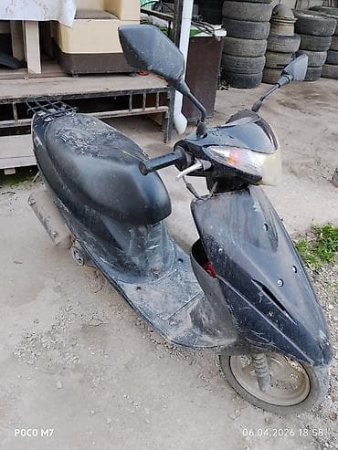 мото дождевик: Скутер 50–80 см³, черный, автомат (вариатор) - Компактный городской — 1