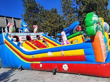 Продаю батут в среднем состоянии 60кв 10×6