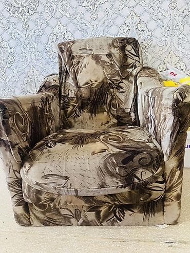 одинарный диван: 🔥 СРОЧНО! Отдам бесплатно диван + кресла Мягкая мебель в рабочем — 1