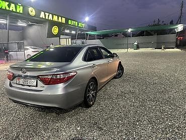 Продажа авто: Toyota Camry: 2015 г., Автомат, Седан — 4