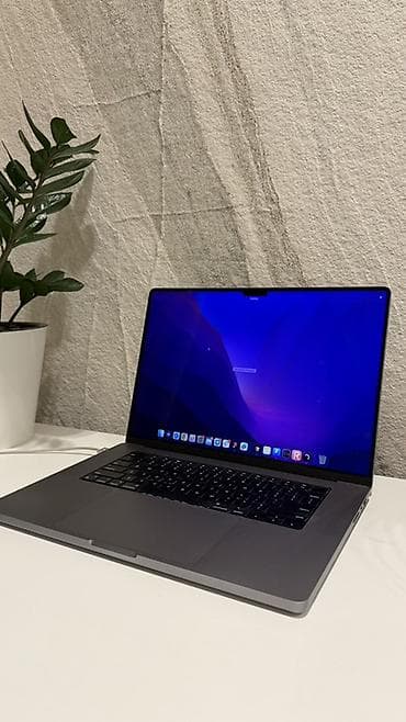 Ноутбуки Apple (MacBook): Для программирования, Б/у, Apple M1 Pro, ОЗУ, RAM: 16 ГБ — 2