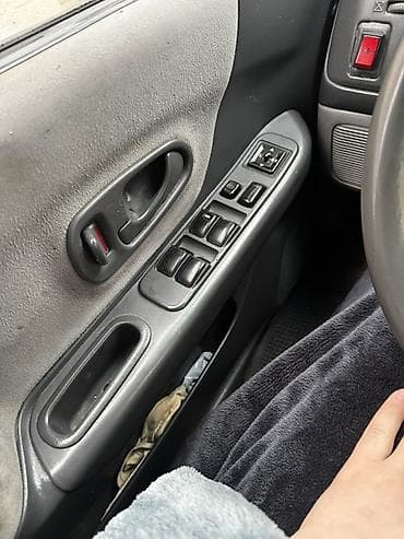 Унаа сатуу: Mitsubishi Montero Sport: 2002 г., 3 л, Автомат, Бензин, Жол тандабас — 9