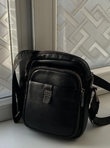 Барсетка, Материал: Искусственная кожа, Застежка на магните, Застежка на молнии, Множество карманов, Б/у