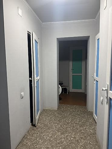 Недвижимость: Сдается квартира в частом доме . СДАЕМ ТОЛЬКО ДЕВОЧКАМ!!!!!!! Адрес — 3