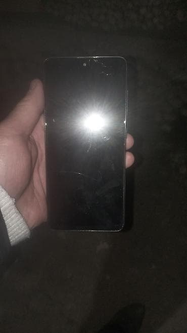 tab a9: Смартфон с большим безрамочным дисплеем с тонкими рамками и — 1