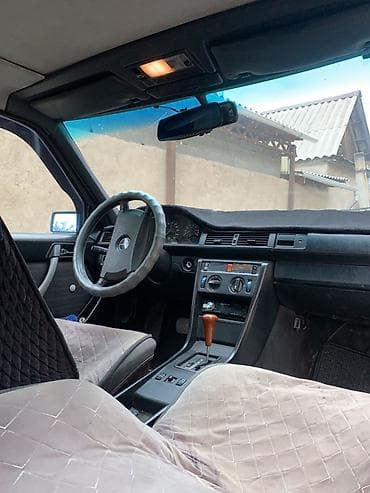 мерседес 124 с: Mercedes-Benz W124: 1989 г., Седан — 8