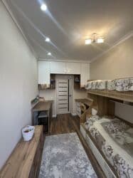 кровать с полками: Двухъярусная кровать, Б/у, С выкатной системой — 3