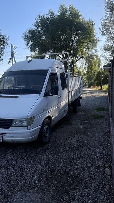 Унаа: Жеңил жүк ташуучу унаа, Mercedes-Benz, Дубль, Колдонулган — 3