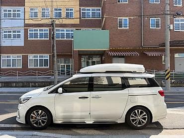 sprinter classic: Kia Carnival: 2019 г., 2.2 л, Автомат, Дизель, Минивэн — 10