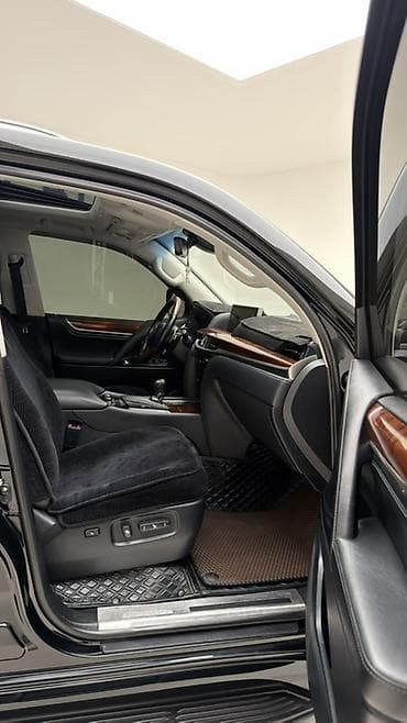 Lexus: Lexus LX: 2021 г., 5.7 л, Автомат, Бензин, Внедорожник — 10