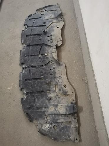 Подкрылки, брызговики, защита днища: Защита днища Hyundai, 2018 г., Б/у, Оригинал — 2